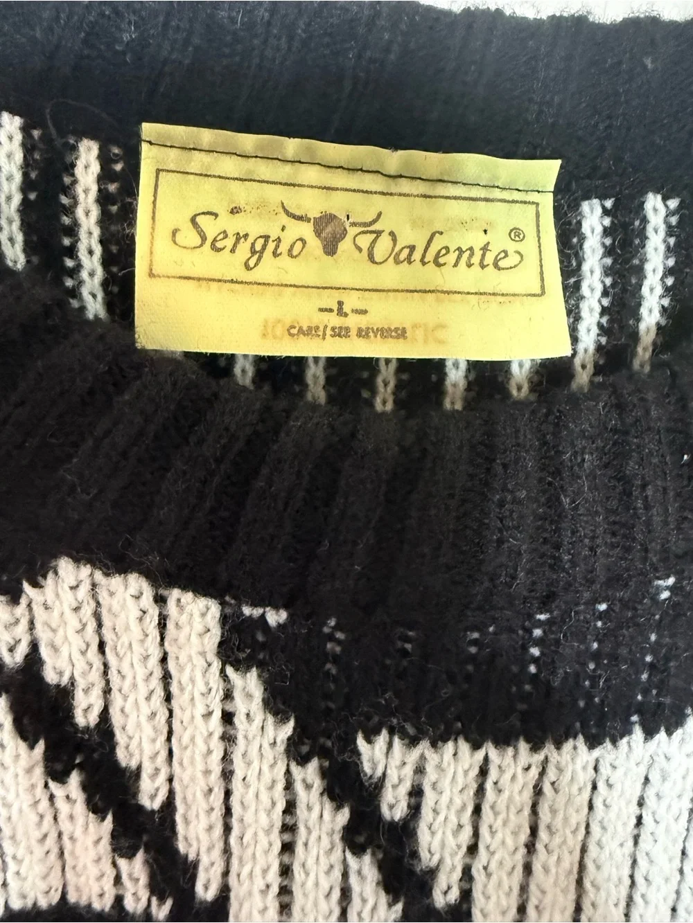 Vintage Sergio Valente Black & White Abstract Graphic Crewneck Sweater